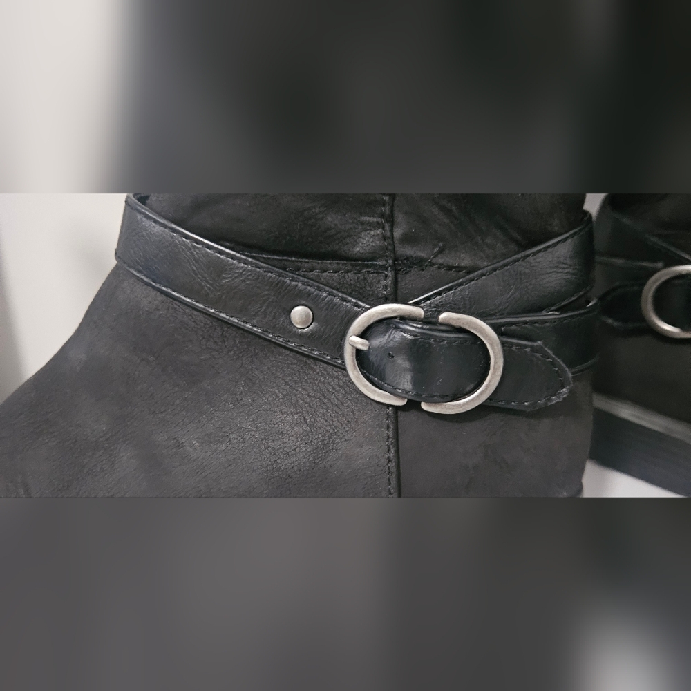 Sonoma Black Ruched Buckle Knee High Boots- Size 9M - Picture 5 of 10